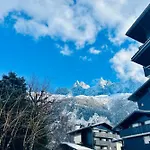 Mont-blanc View Skiing Parking שאמוני